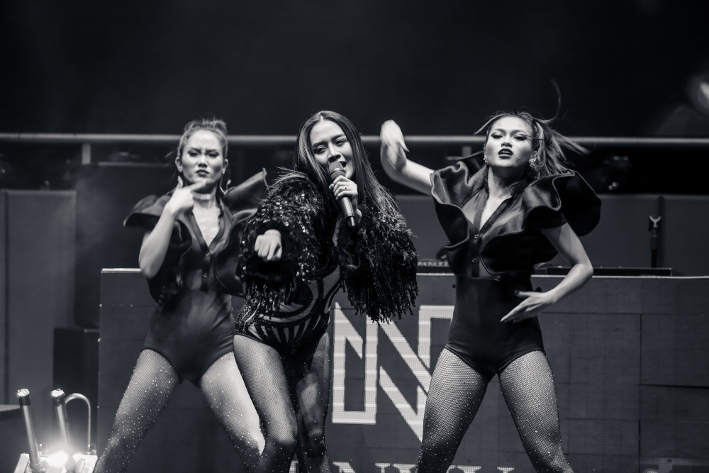 Thiều Bảo Trang được Thanh Thảo bắt làm 'gà' ảnh 1 Thieu Bao Trang duoc Thanh Thao bat lam 'ga' anh 1