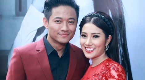 'Ngoc nu bolero' To My len tieng thong tin duoc Quy Binh cau hon hinh anh