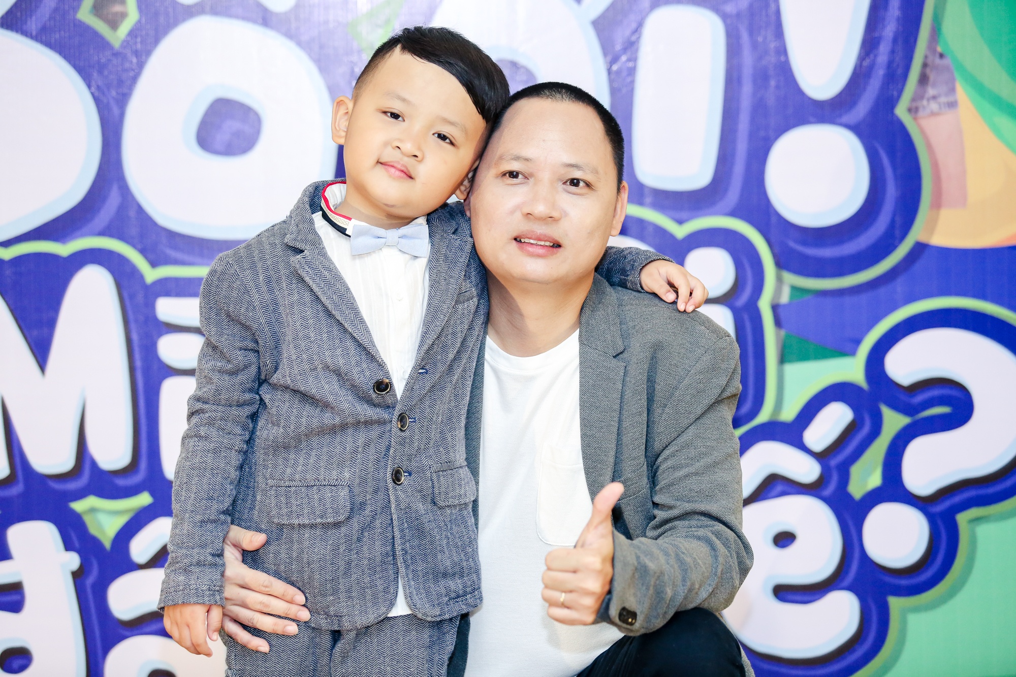 Bo oi minh di dau the mua 4 anh 4