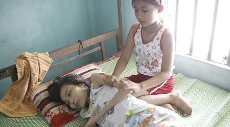 Dan Truong giup do fan mac benh nan y, nam liet 9 nam o Ha Tinh hinh anh