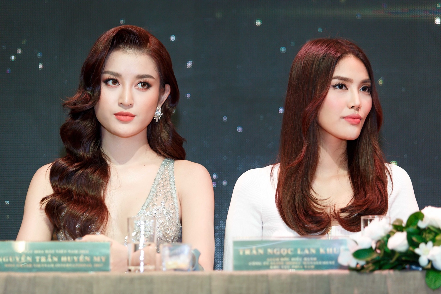 Dan Hoa hau tham gia su kien anh 6