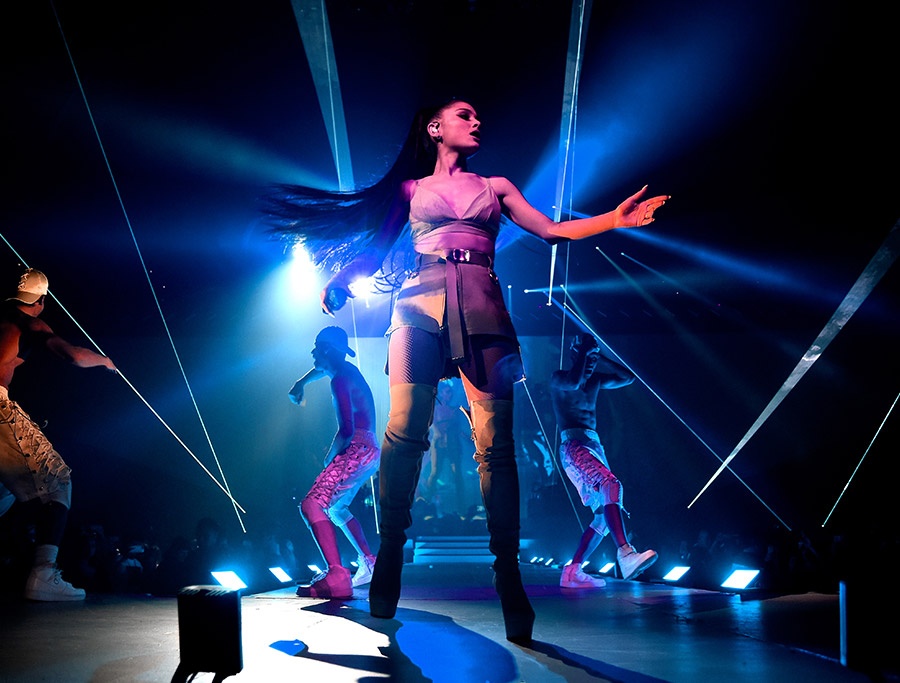 Ariana Grande dien o Viet Nam anh 1