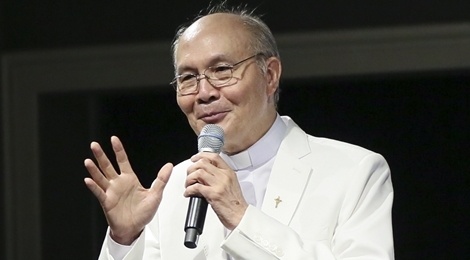 Nhac si Vu Thanh An ke benh tinh cua vo tren san khau hinh anh