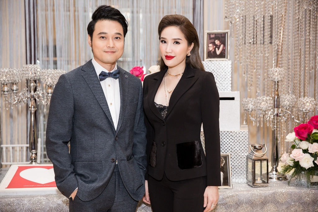 Bao Thy song ca Quang Vinh trong dam cuoi anh trai hinh anh