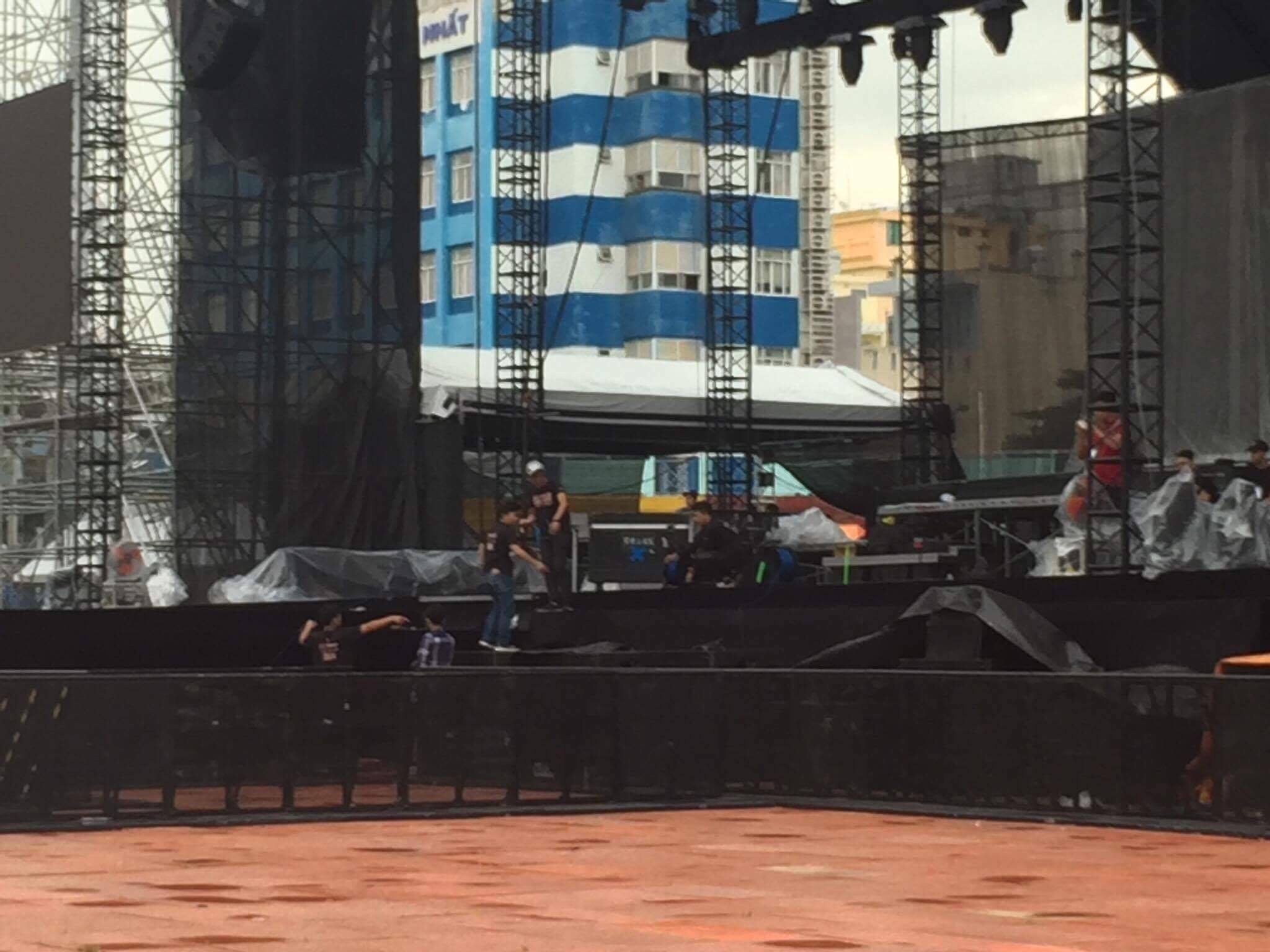 Ariana Grande bất ngờ hủy tour ở Việt Nam ảnh 1 Ariana Grande bat ngo huy tour o Viet Nam anh 1