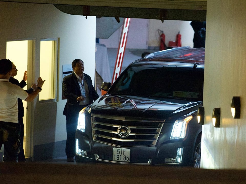 Ariana Grande roi Viet Nam sau khi huy show anh 2