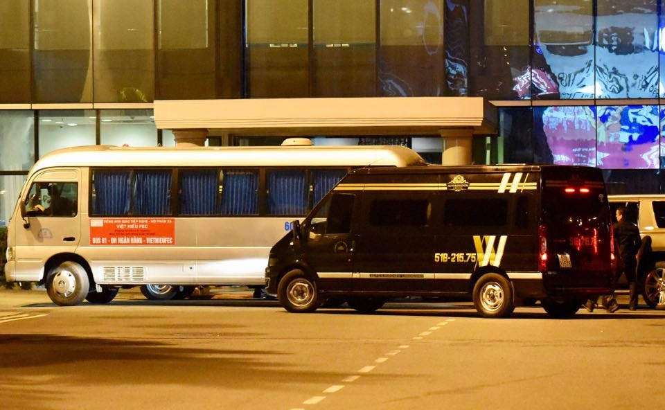 Ariana Grande roi Viet Nam sau khi huy show anh 5