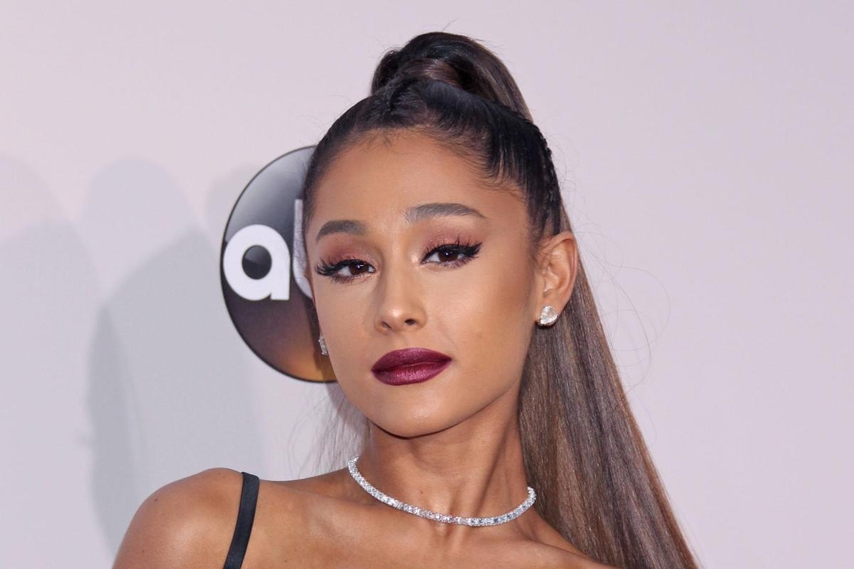 Ariana Grande bat ngo huy show tai Viet Nam 5 tieng truoc gio dien hinh anh