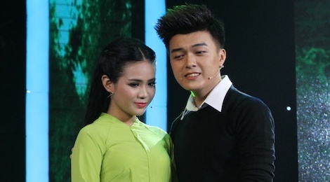 'Thien than bolero' Quynh Trang ngot ngao voi hit cu cua Phi Nhung hinh anh