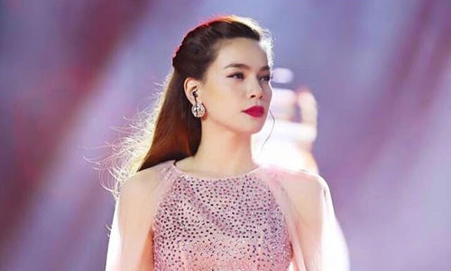 Ha Ho giai thich ly do huy show o chau Au hinh anh