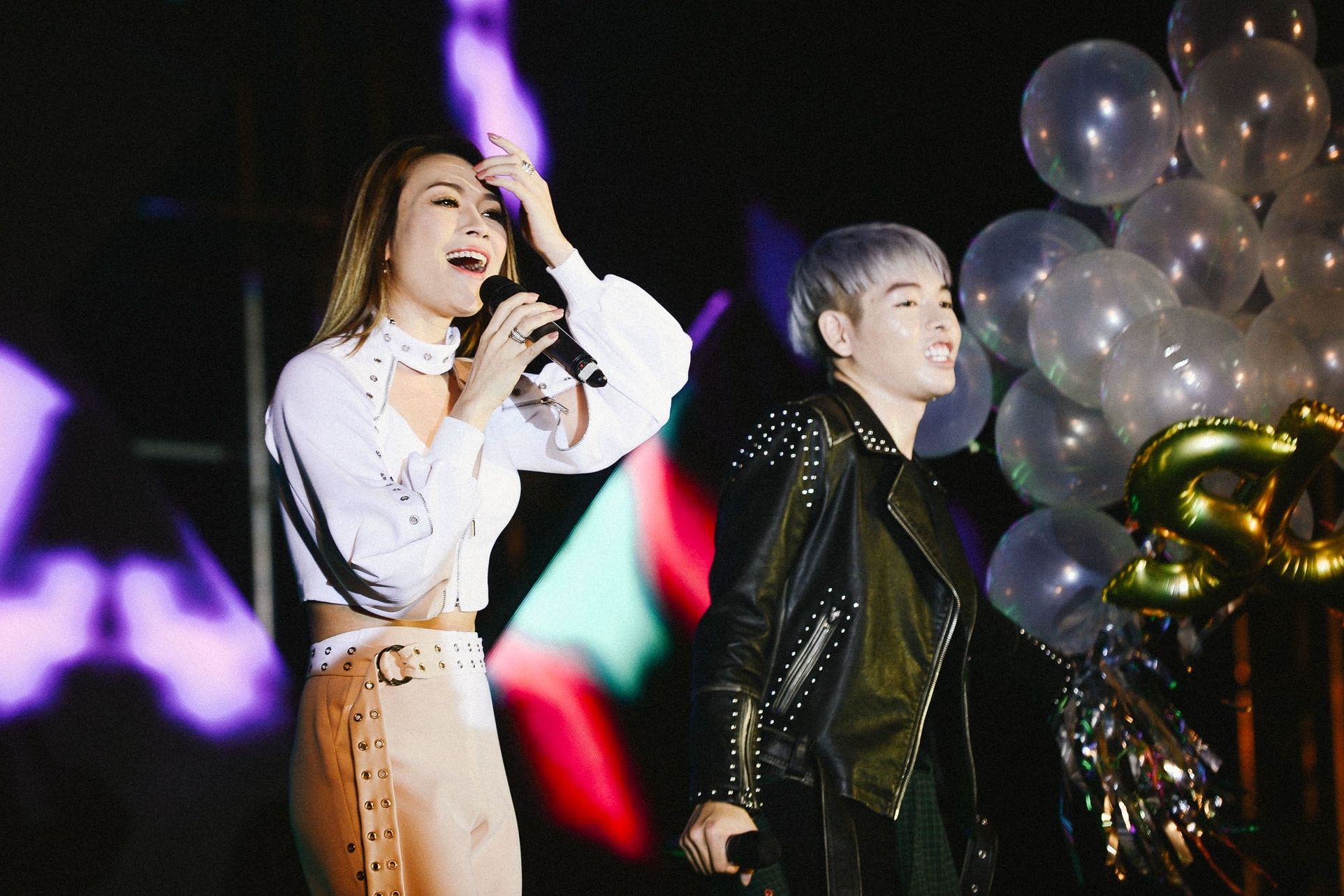 My Tam, Duc Phuc song ca 