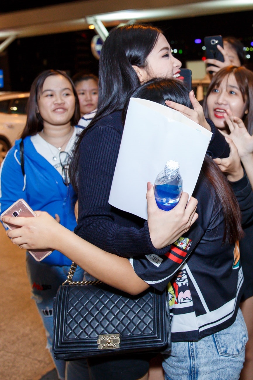 Dong Nhi sang Han Quoc tham du Asia Song Festival anh 3