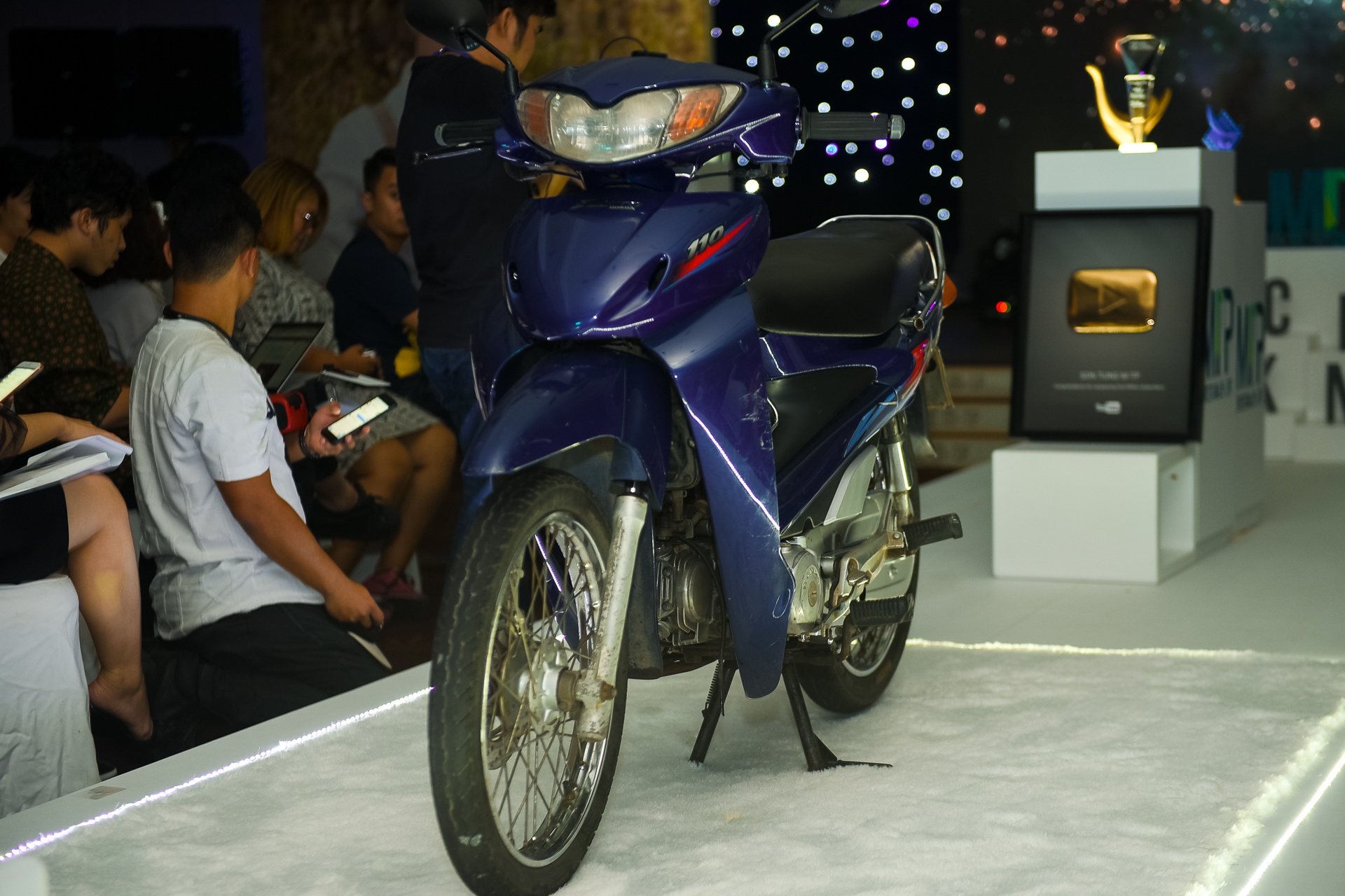 Son Tung M-TP ra mat tu truyen Cham den giac mo anh 3