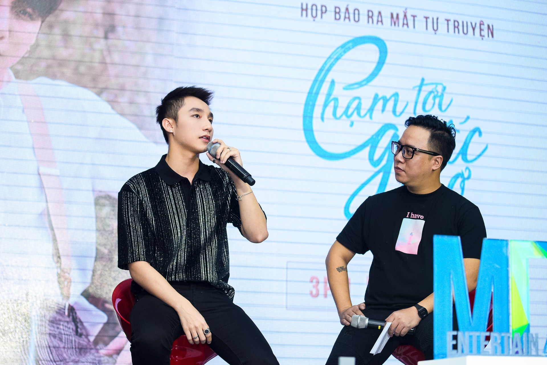 Son Tung M-TP ra mat tu truyen Cham den giac mo anh 1