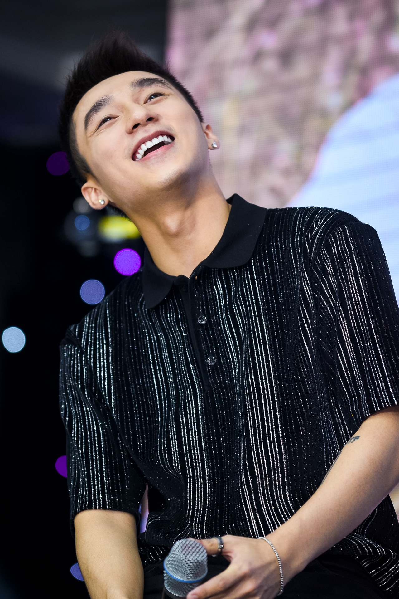 Son Tung M-TP ra mat tu truyen Cham den giac mo anh 6