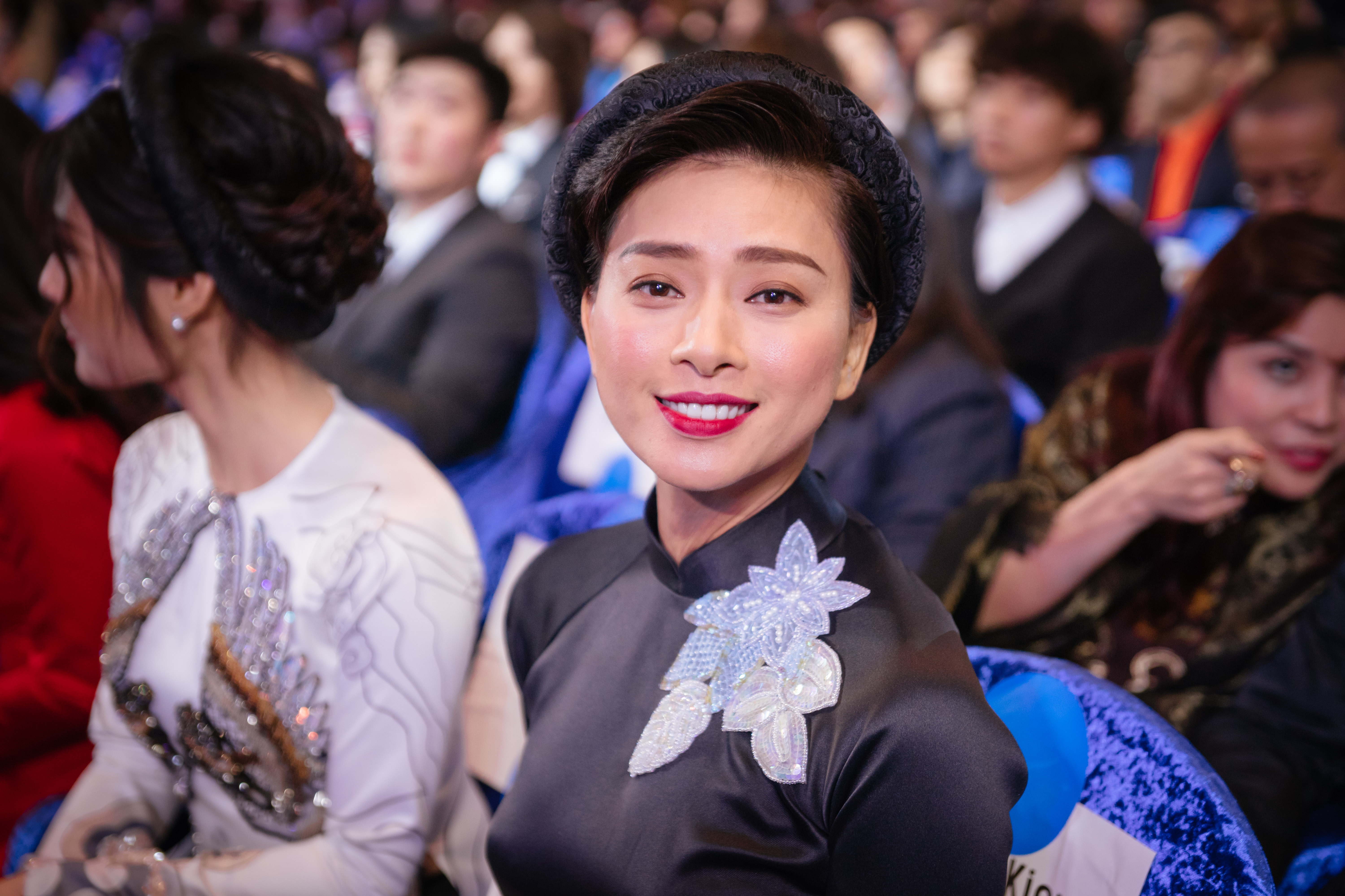 Diễn viên Cô Ba Sài Gòn tham gia Liên hoan phim Busan ảnh 2 Dien vien Co Ba Sai Gon tham gia Lien hoan phim Busan anh 2