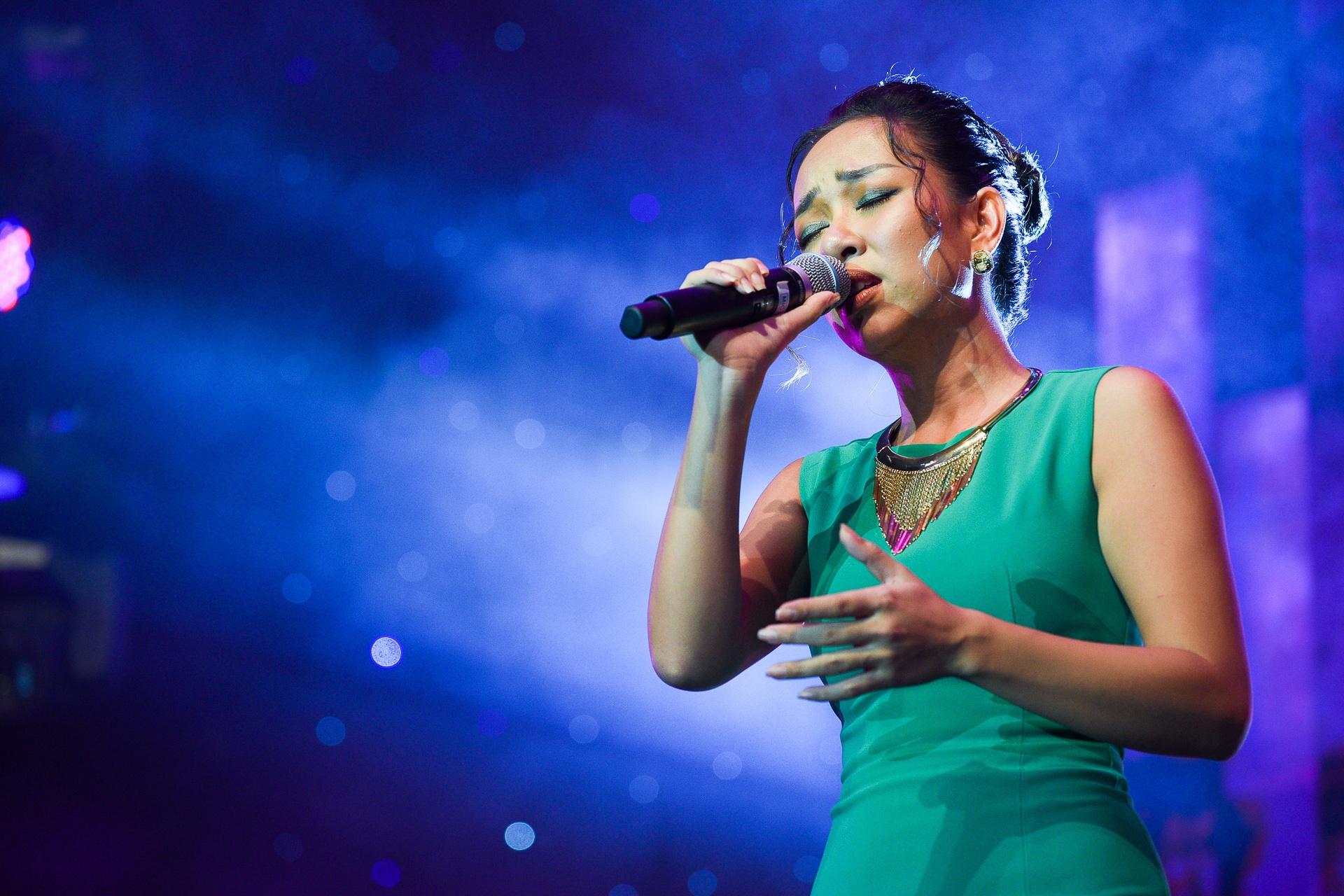 Dem nhac ky niem Lan Song Xanh o pho di bo anh 7