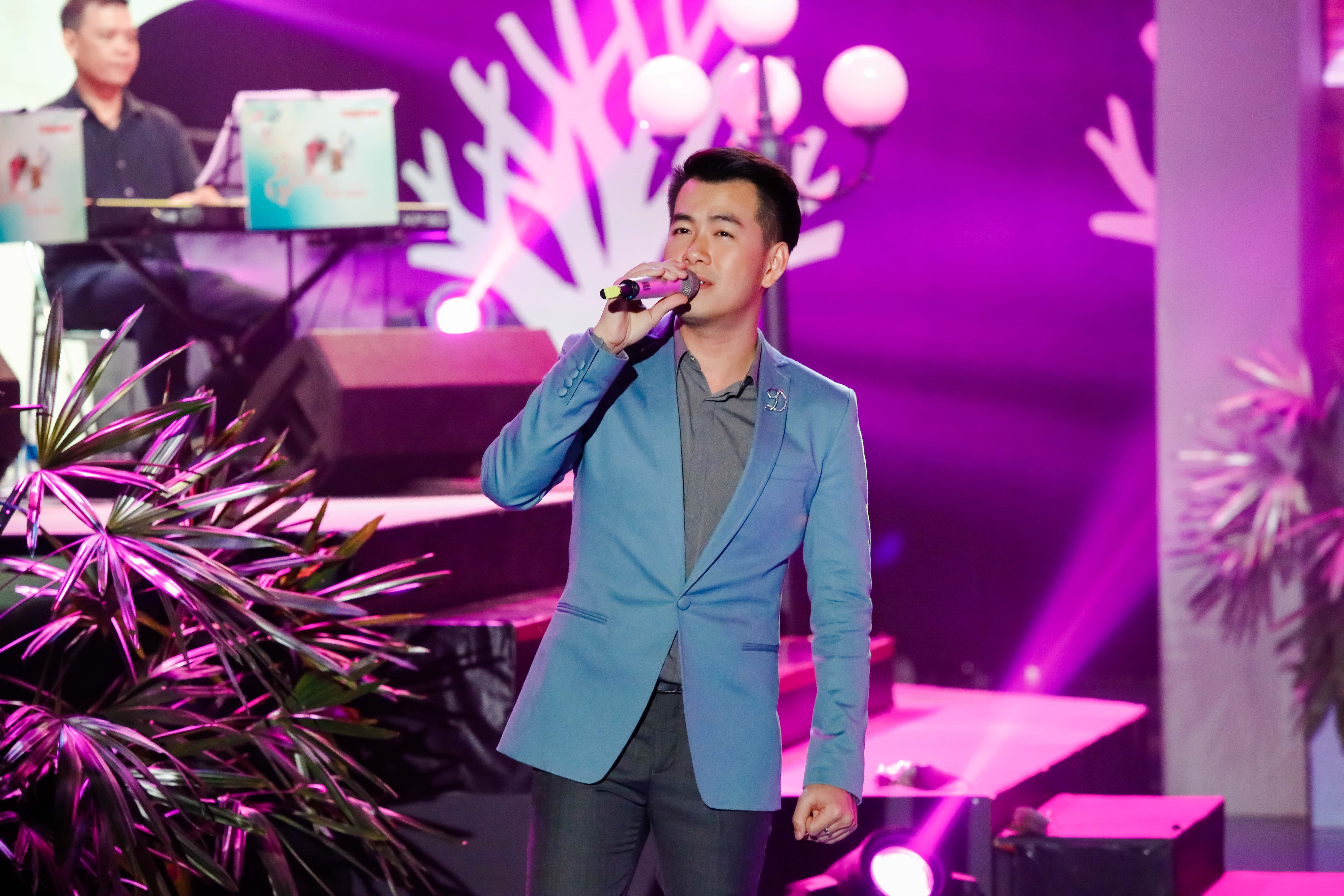 Thay loi muon noi thang 10 anh 8