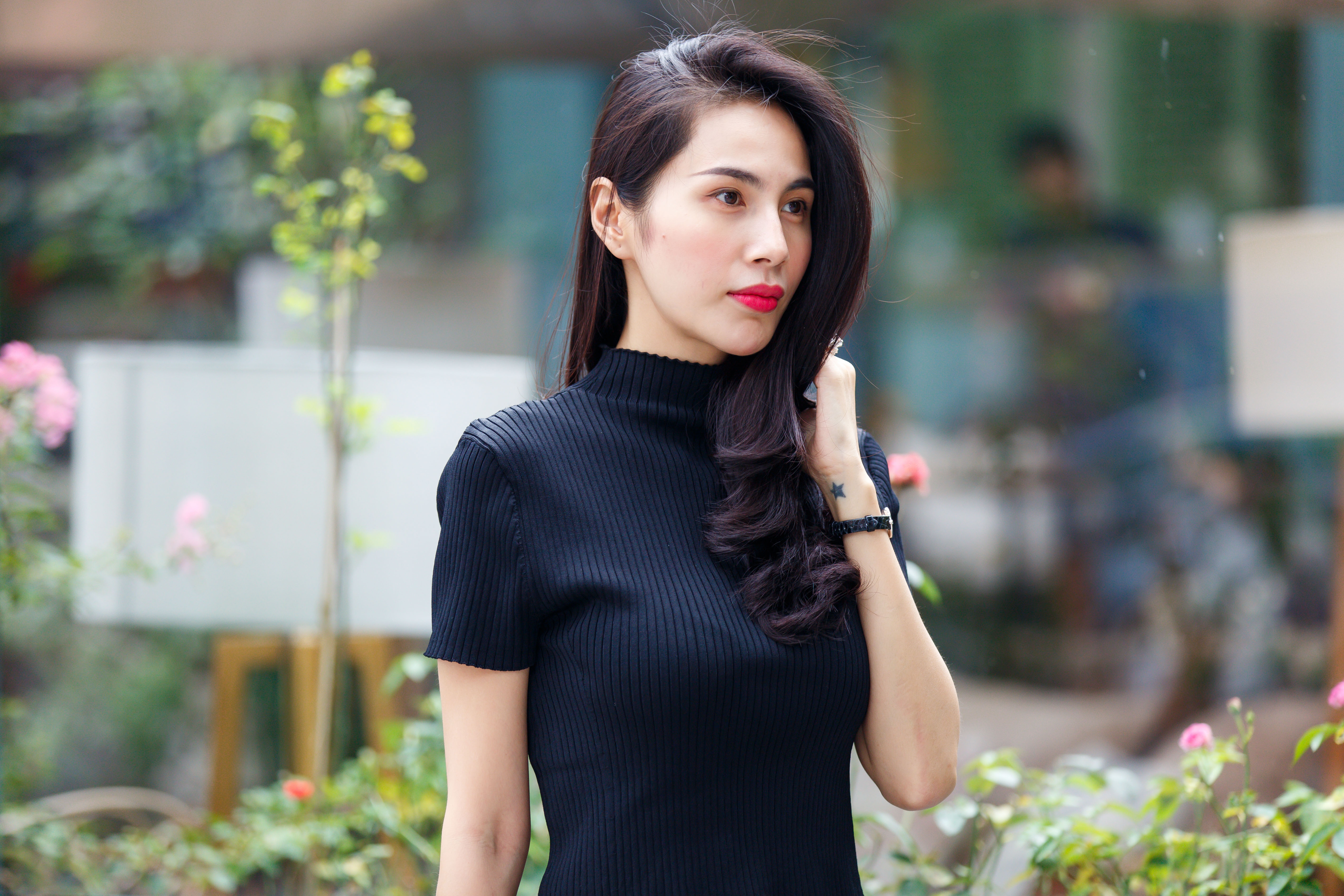 Thuy Thien phan hoi khi bi nhac si Vinh Su va khan gia che hat bolero hinh anh