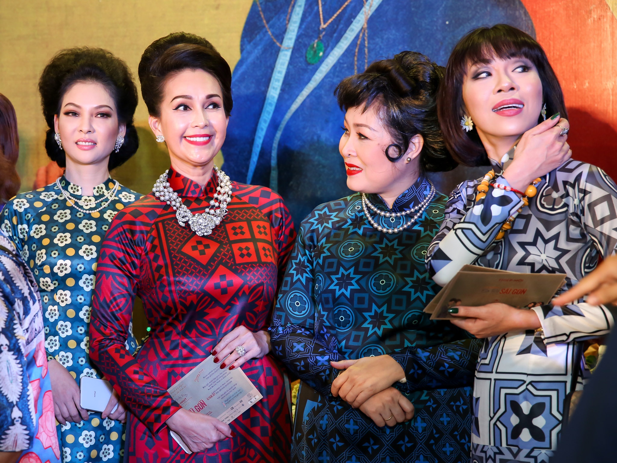 Ra mat Co Ba Sai Gon anh 6