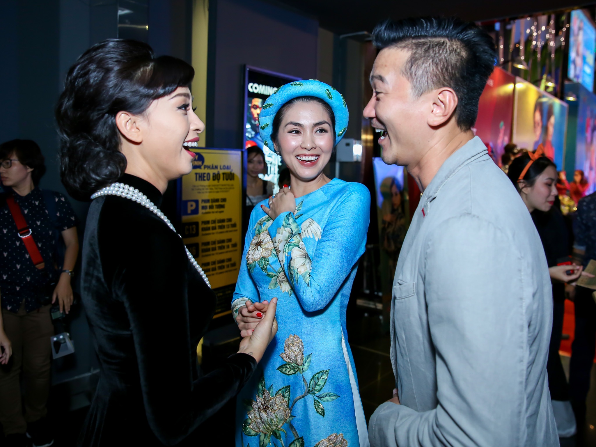 Ra mat Co Ba Sai Gon anh 2