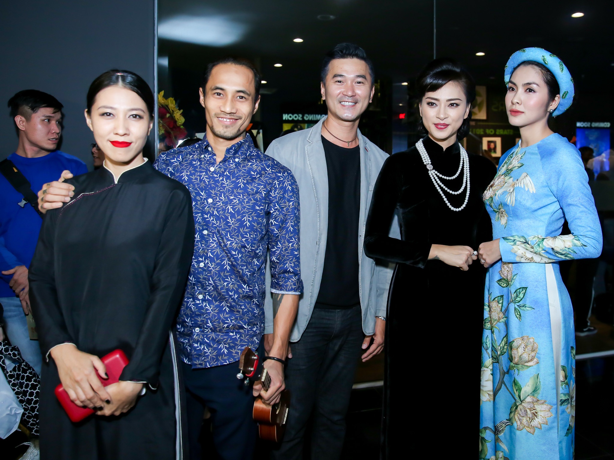 Ra mat Co Ba Sai Gon anh 3