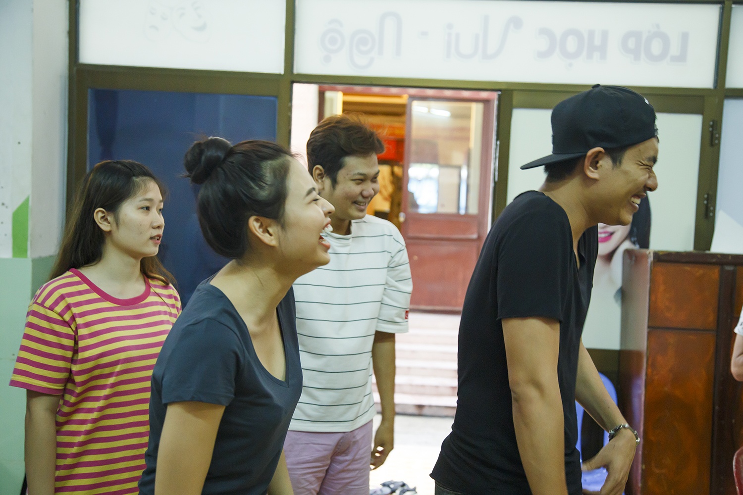 Nghe si tap luyen live show Kieu Minh Tuan anh 7