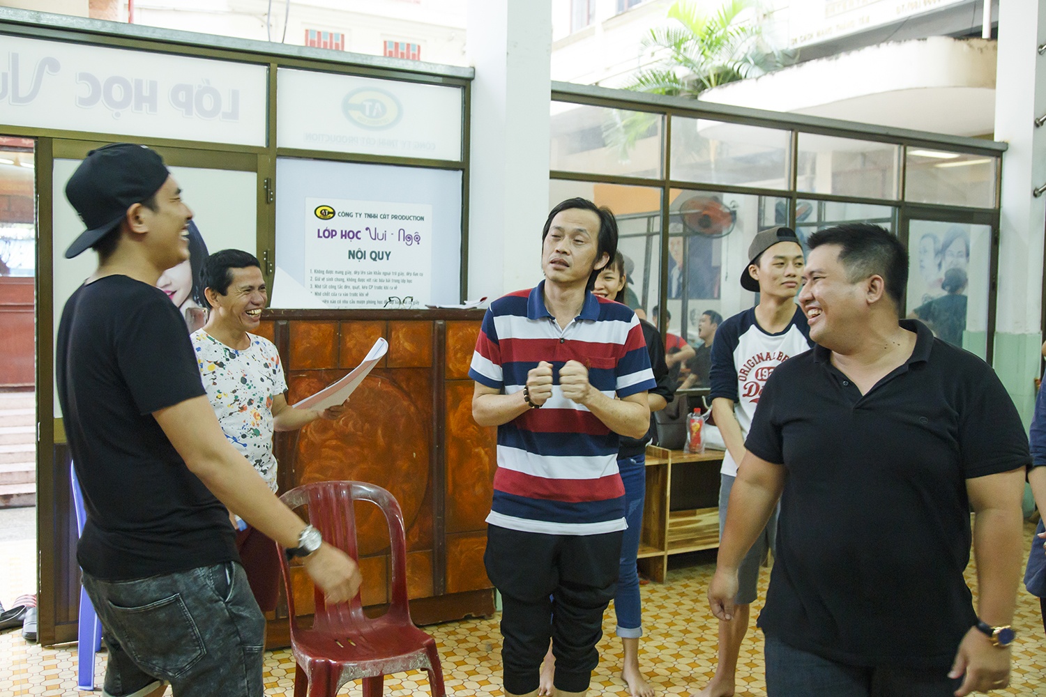 Nghe si tap luyen live show Kieu Minh Tuan anh 8