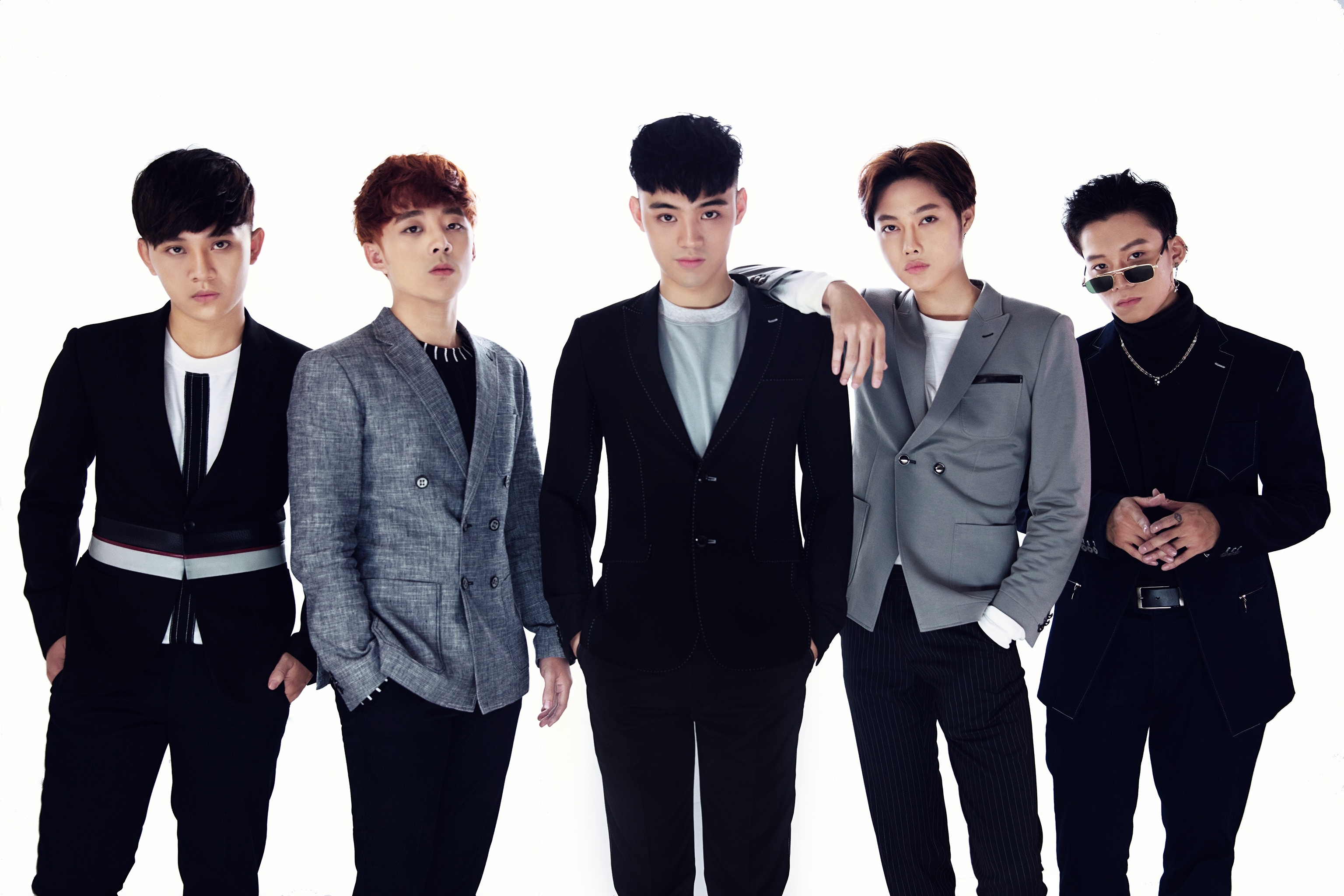 nhom nhac mang 3 dong mau The Air anh 1