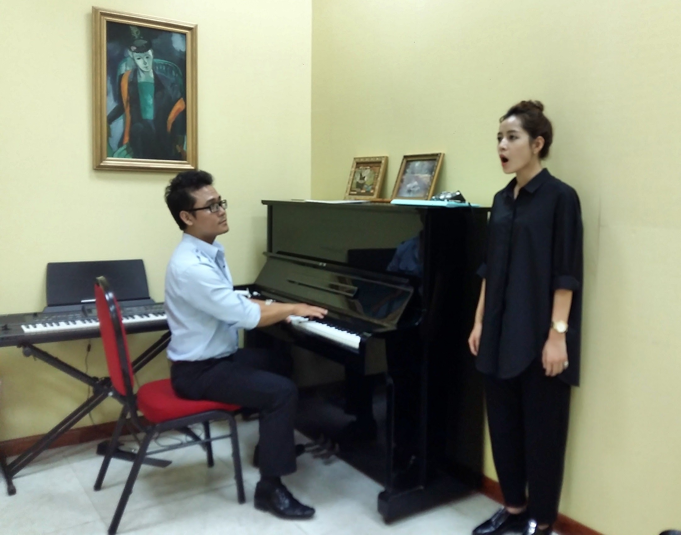 Thầy dạy thanh nhạc Chi Pu ảnh 1 Thay day thanh nhac Chi Pu anh 1