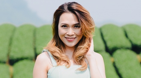 My Tam la ca si dau tien ra mat album o pho di bo Nguyen Hue hinh anh