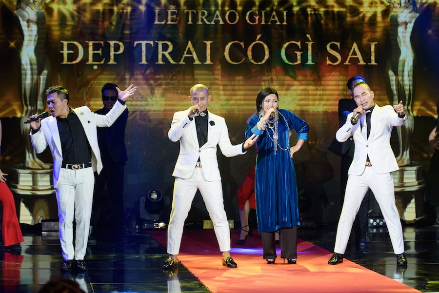 Nhom MTV noi ve tranh cai cua Sao dai chien anh 1