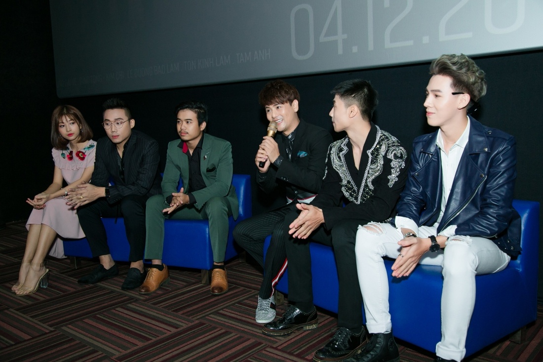 Ưng Đại Vệ ra mắt phim ngắn Đi sau mãi một người. ảnh 2 Ung Dai Ve ra mat phim ngan Di sau mai mot nguoi. anh 2