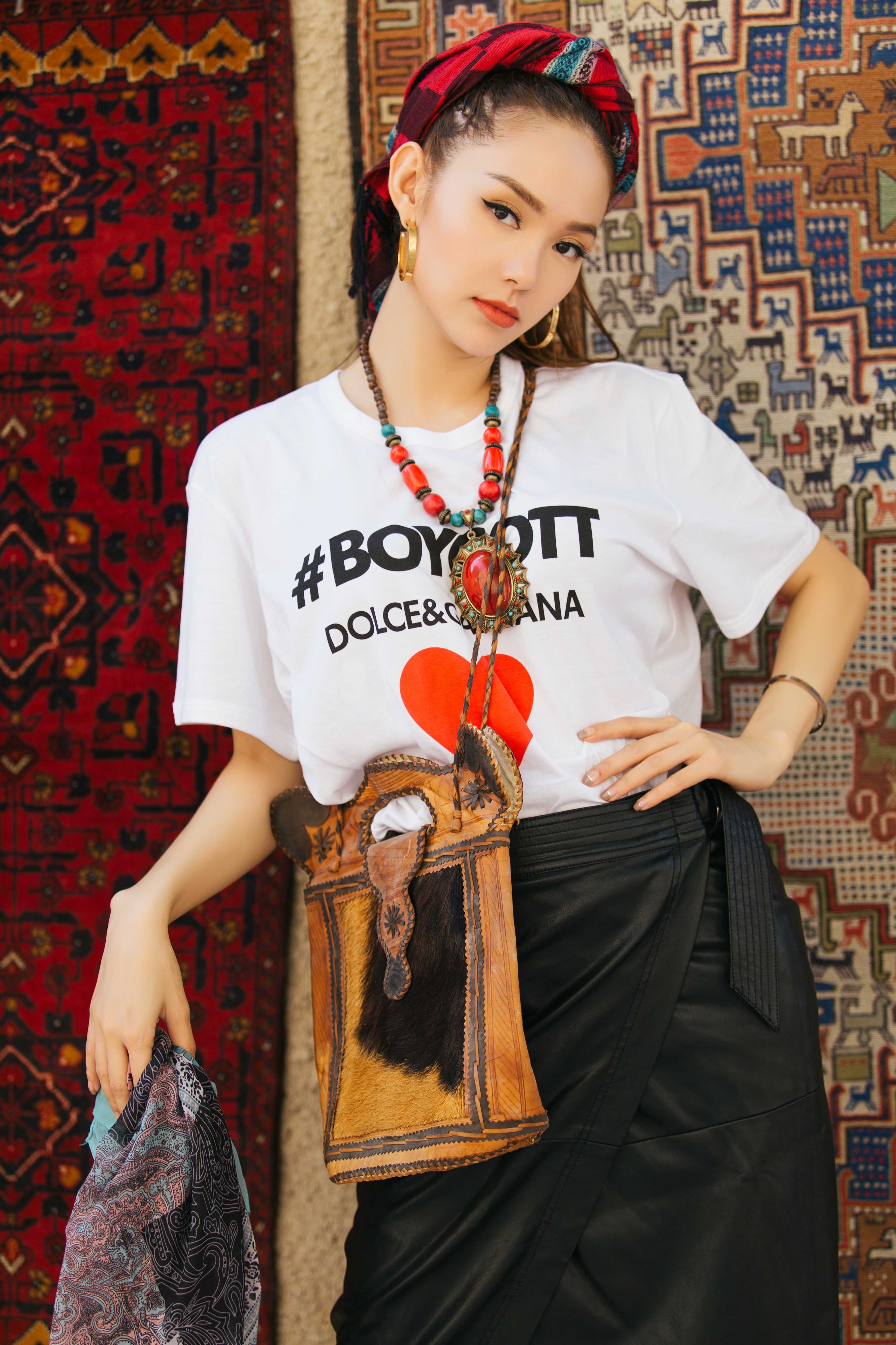 Minh Hằng bị chê hát live kém ảnh 3 Minh Hang bi che hat live kem anh 3