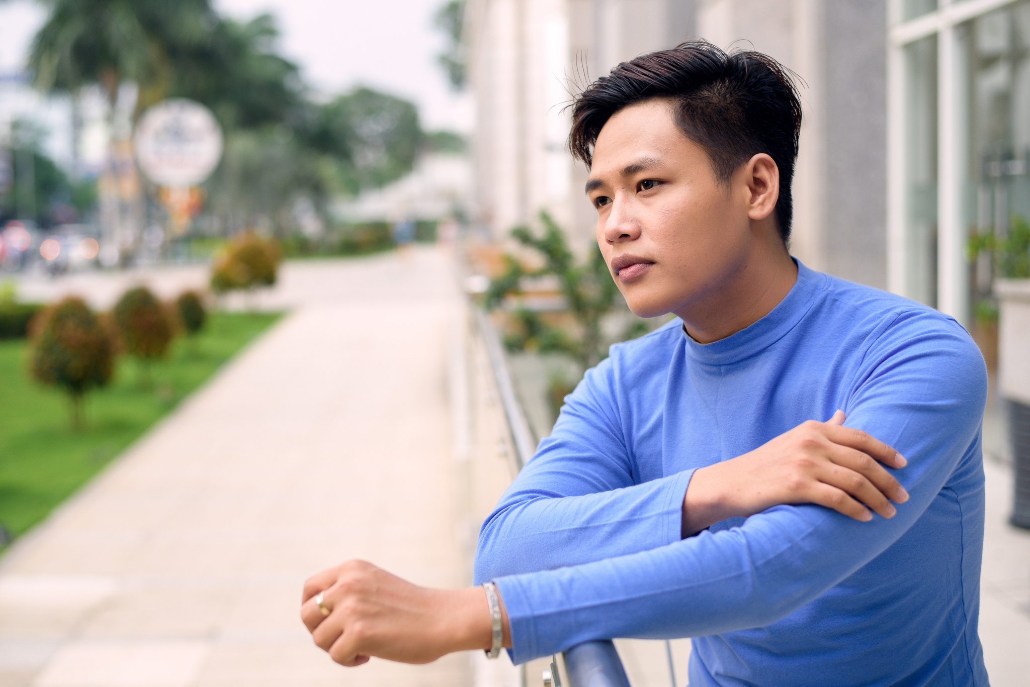 Hot boy trà sữa Lê TấnLợi đi hát ảnh 4 Hot boy tra sua Le TanLoi di hat anh 4