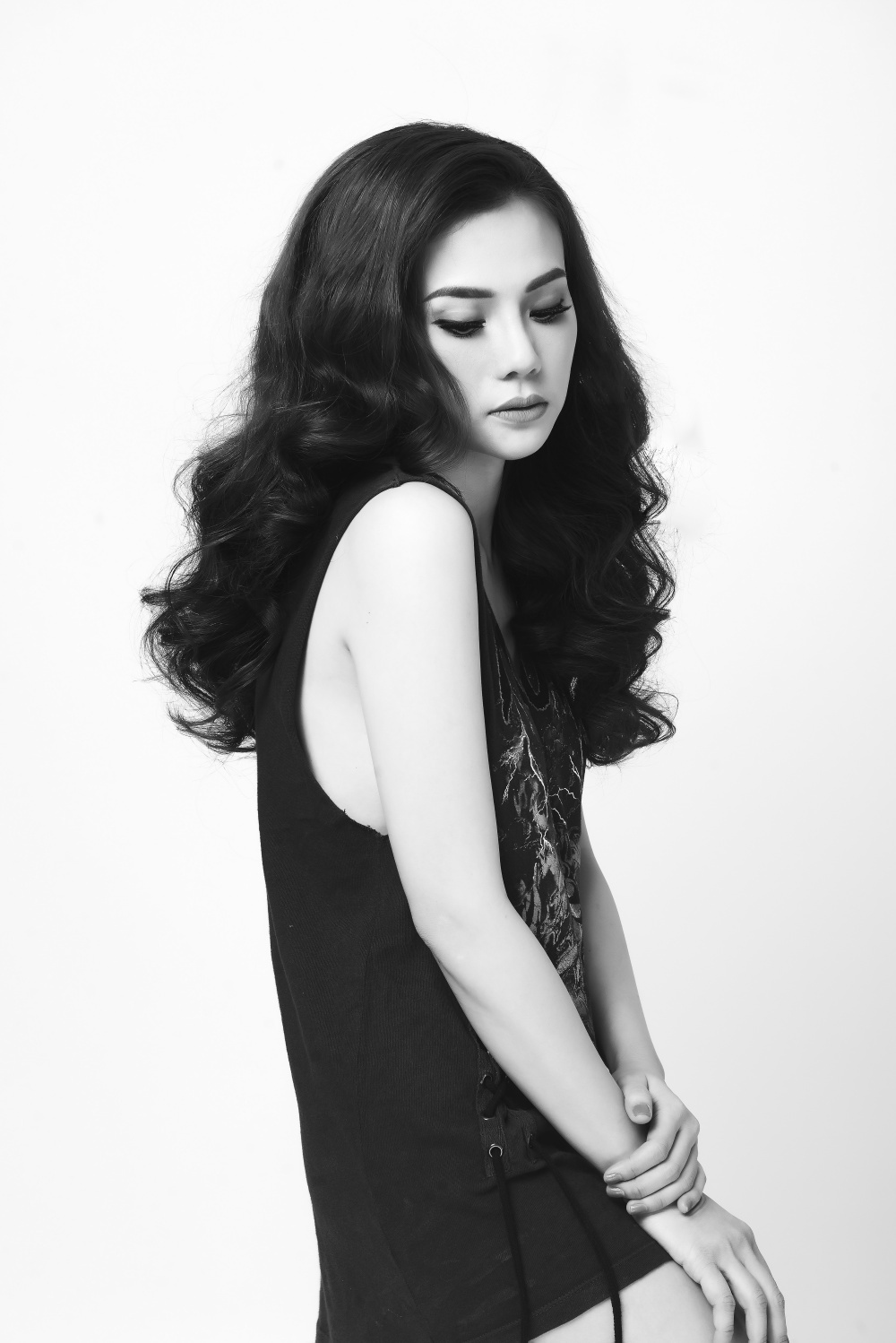 Thu Thuy hat het yeu anh 1