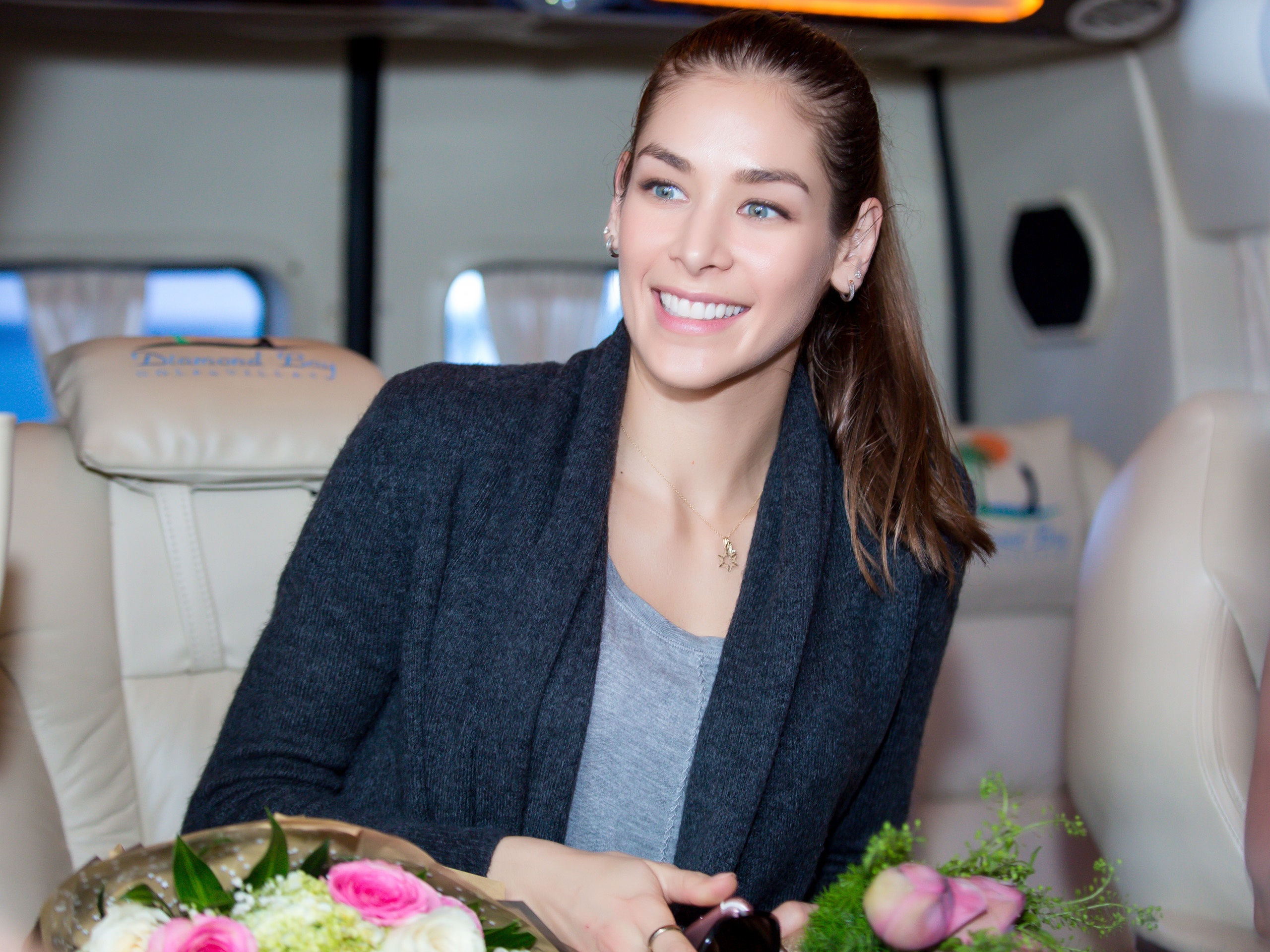 Dayana Mendoza đến Việt Nam ảnh 9 Dayana Mendoza den Viet Nam anh 9