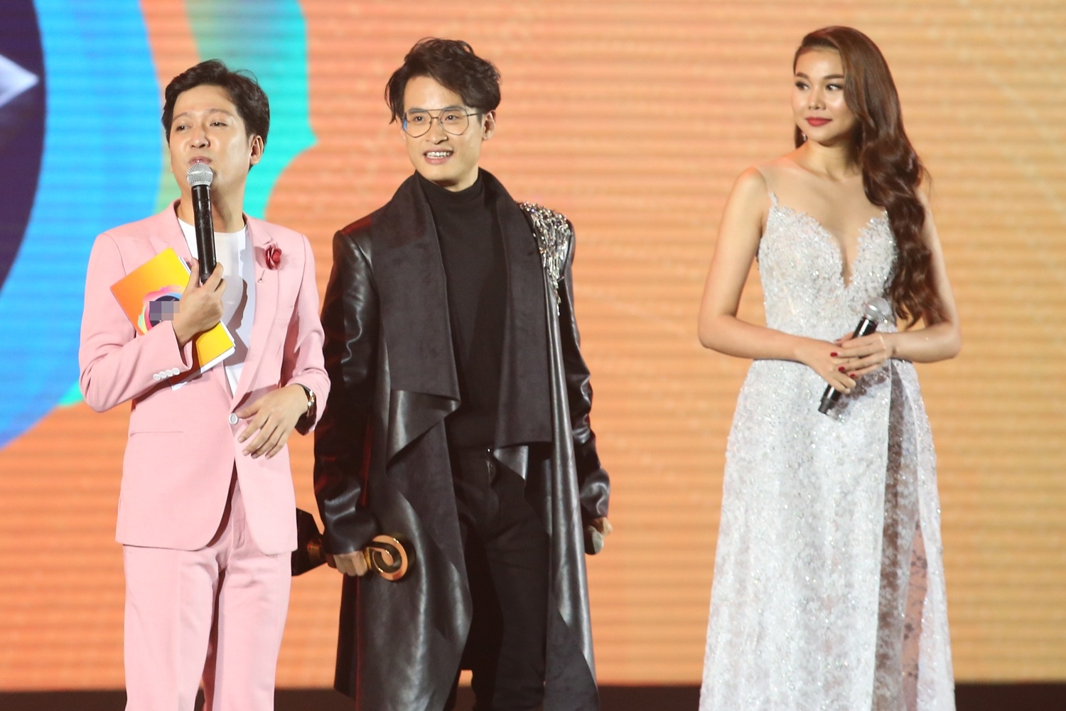 Truong Giang xin loi vi doc sai ten Ha Anh Tuan anh 1