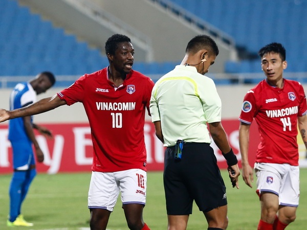 Than Quang Ninh trang tay sau tran cau co 9 ban thang hinh anh