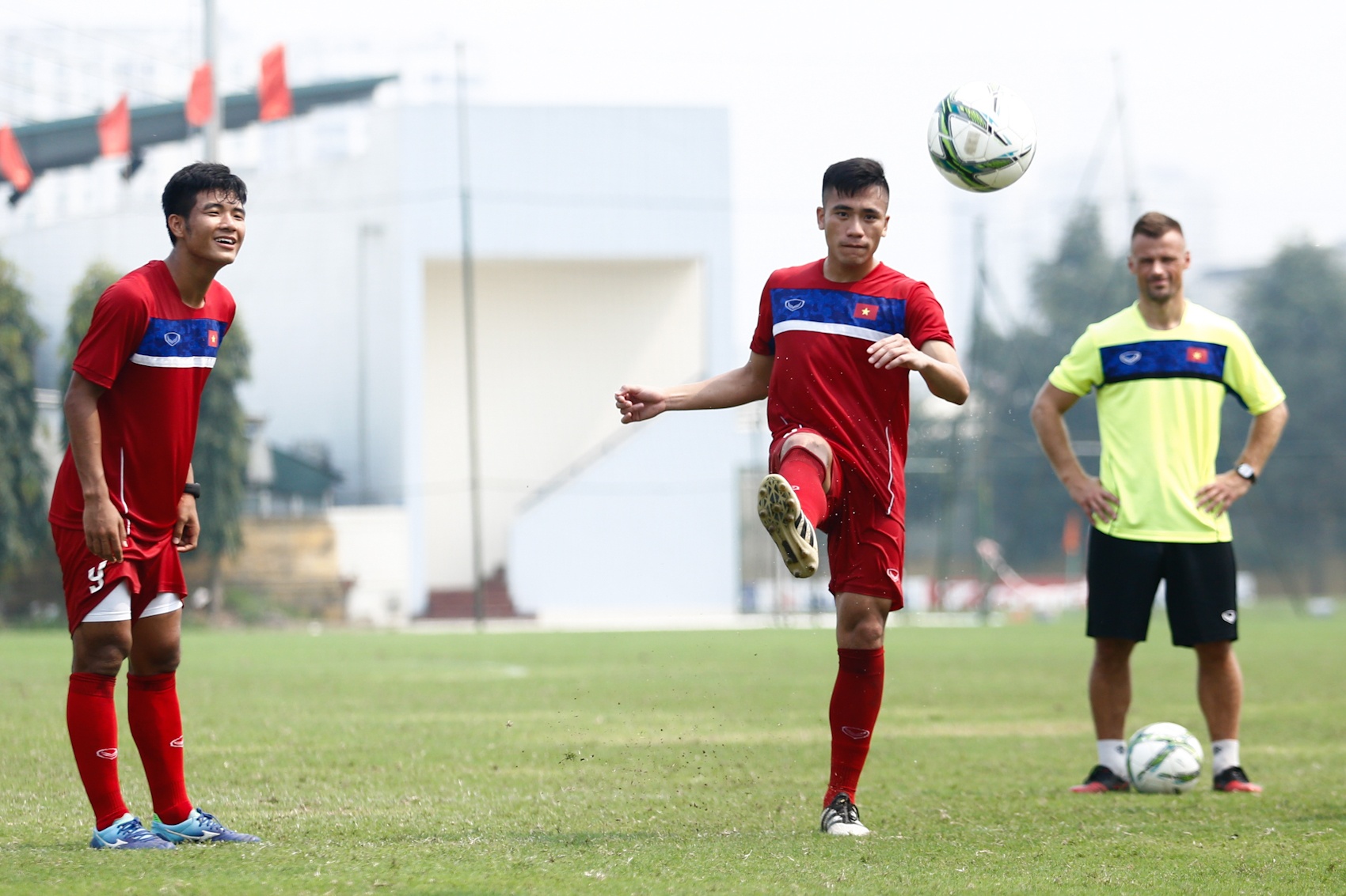 Đức Chinh bấm bóng thắng U20 Việt Nam ảnh 8 Duc Chinh bam bong thang U20 Viet Nam anh 8