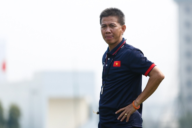 Hau ve U20 Viet Nam tap dap xe anh 8