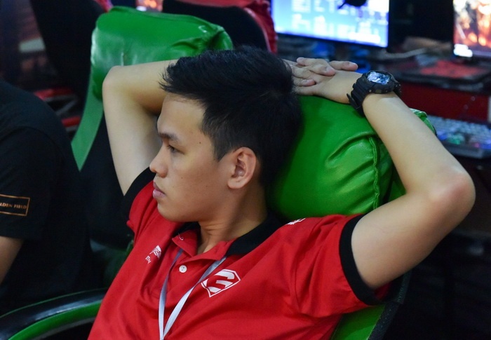 Shen Long danh bai Chim Se Di Nang anh 1