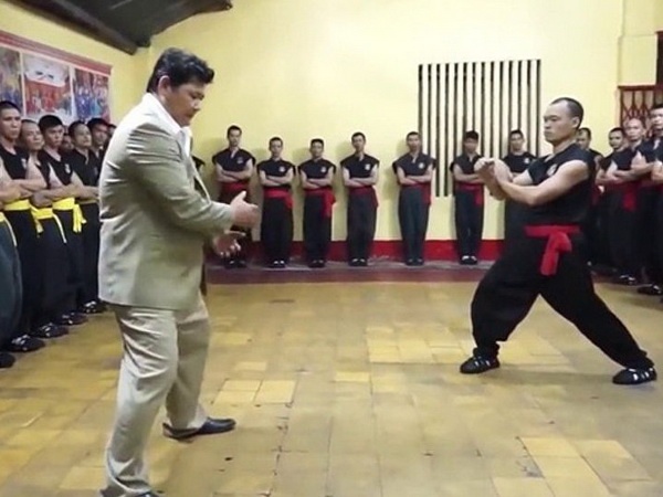 'Huynh Tuan Kiet nen dau Flores de chung minh truyen dien la that' hinh anh