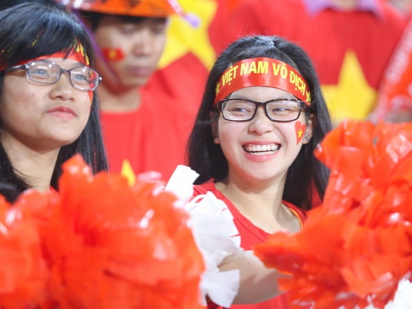 CDV Viet Nam do ve Malaysia 'tiep lua' cho U22 Viet Nam hinh anh