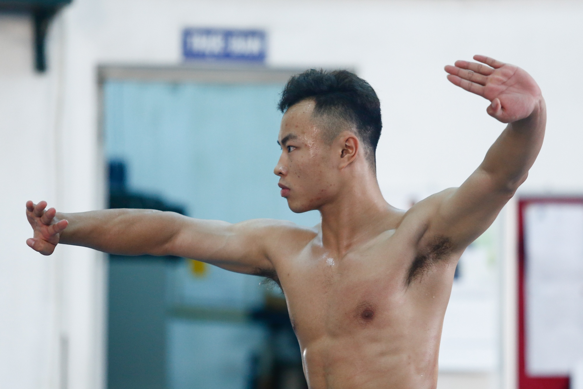 Duong Thuy Vi chi duoc nghi 1 ngay anh 6