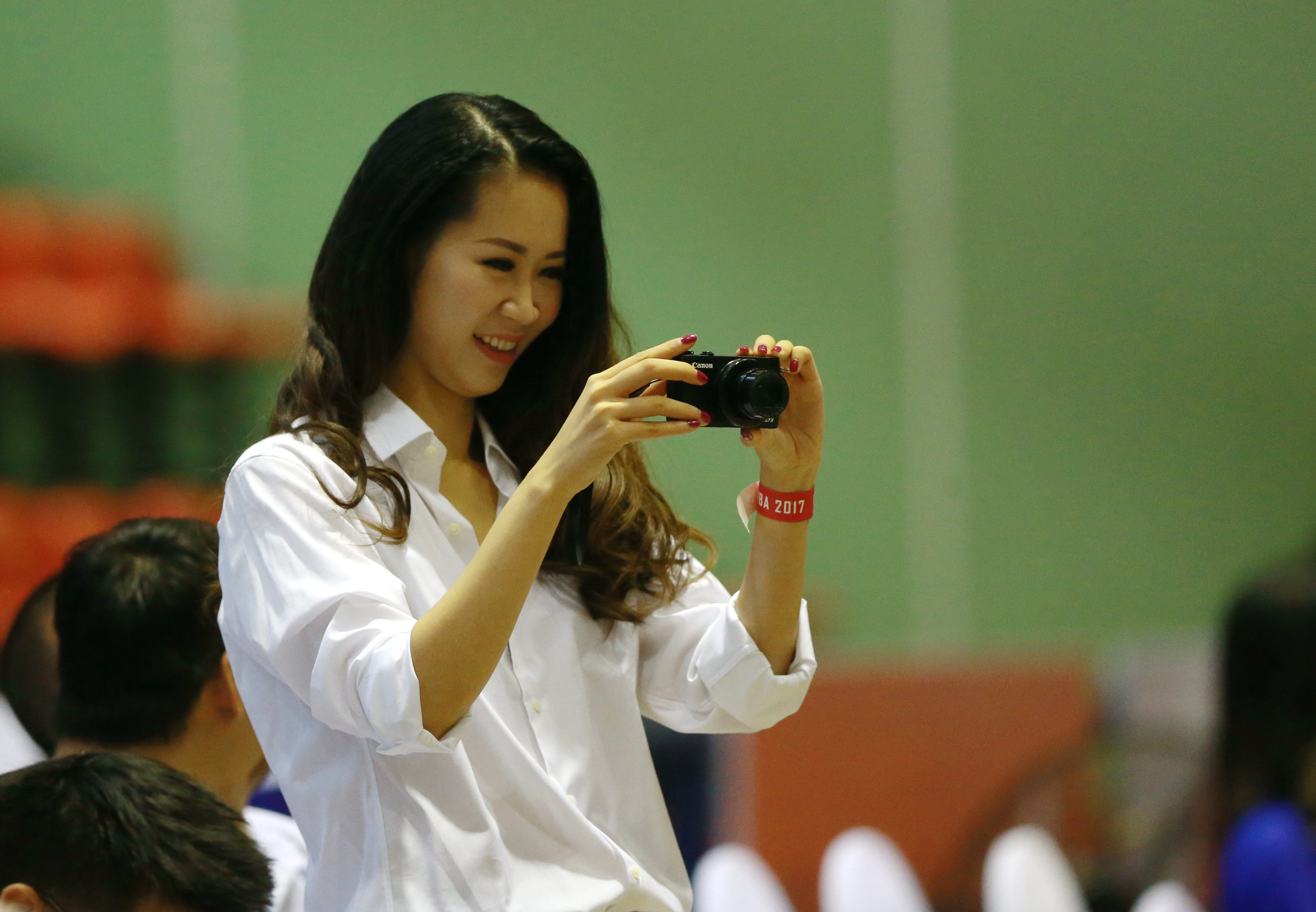 Hoa hau Duong Thuy Linh rang ro Hanoi Buffaloes anh 8