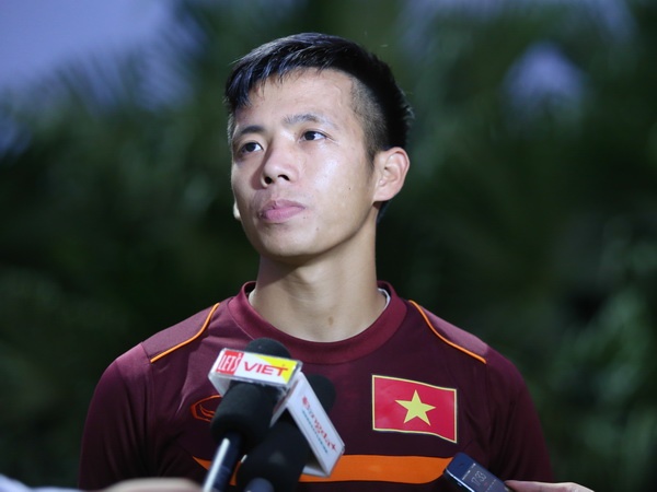 Van Quyet: Dung noi nhieu ve ong Park, hay ton trong HLV Mai Duc Chung hinh anh