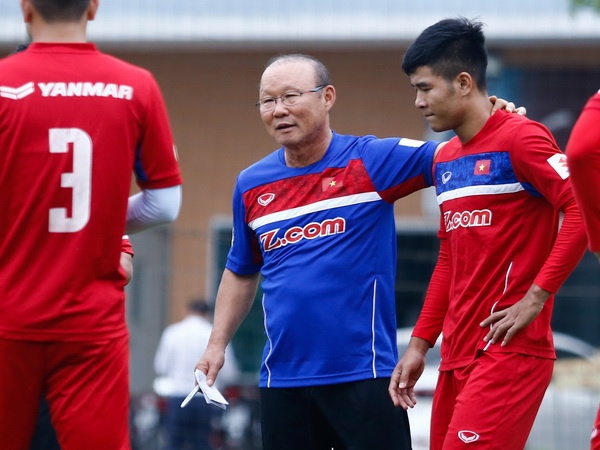 Viet Nam vs Afghanistan: HLV Park Hang-seo se gianh tam ve lich su? hinh anh