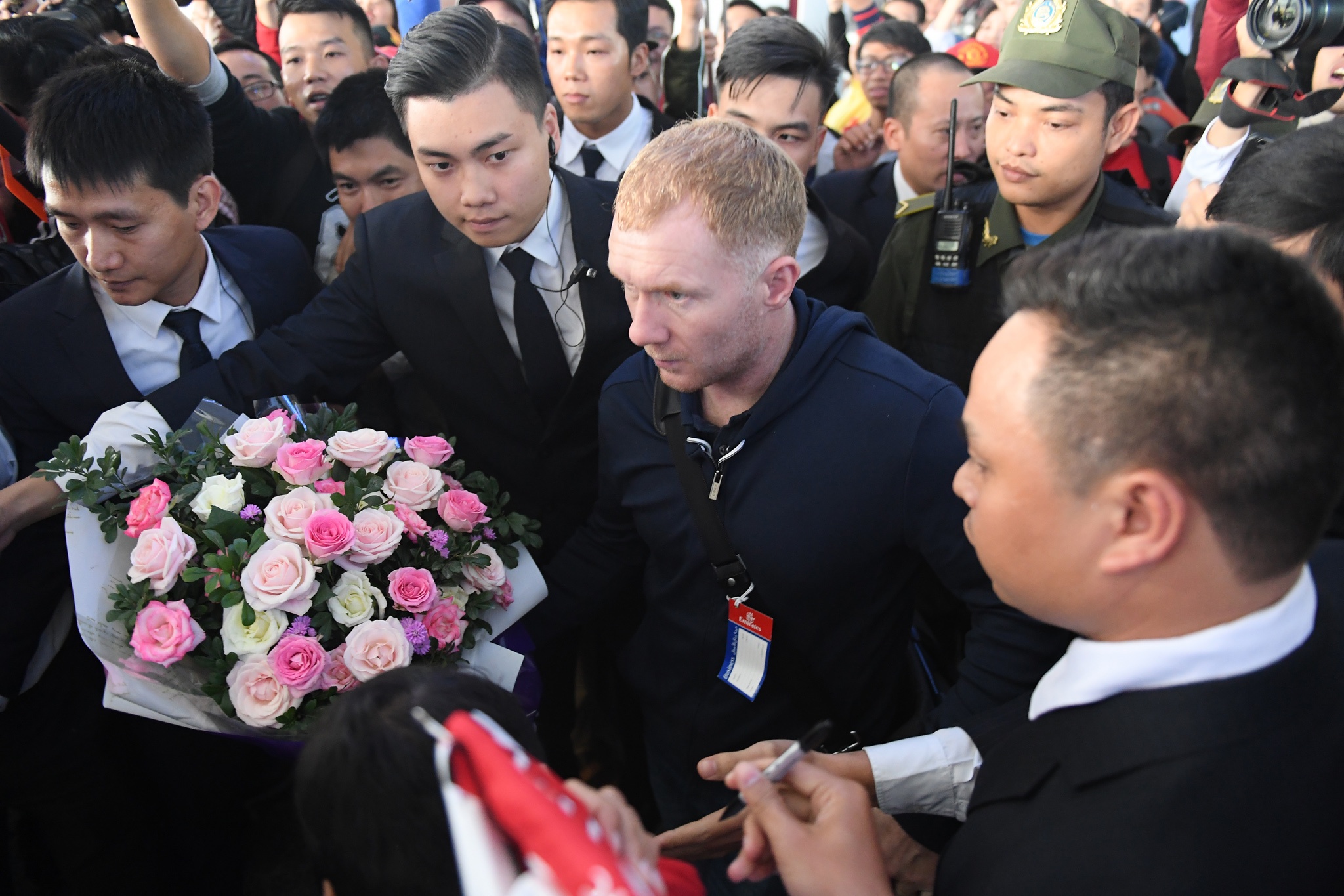 Ryan Giggs,  Paul Scholes toi Viet Nam anh 10