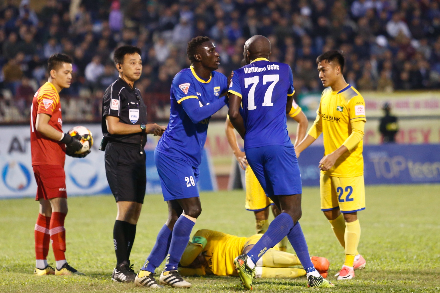 Trong tai so mot Viet Nam ban linh truoc ngoai binh anh 2